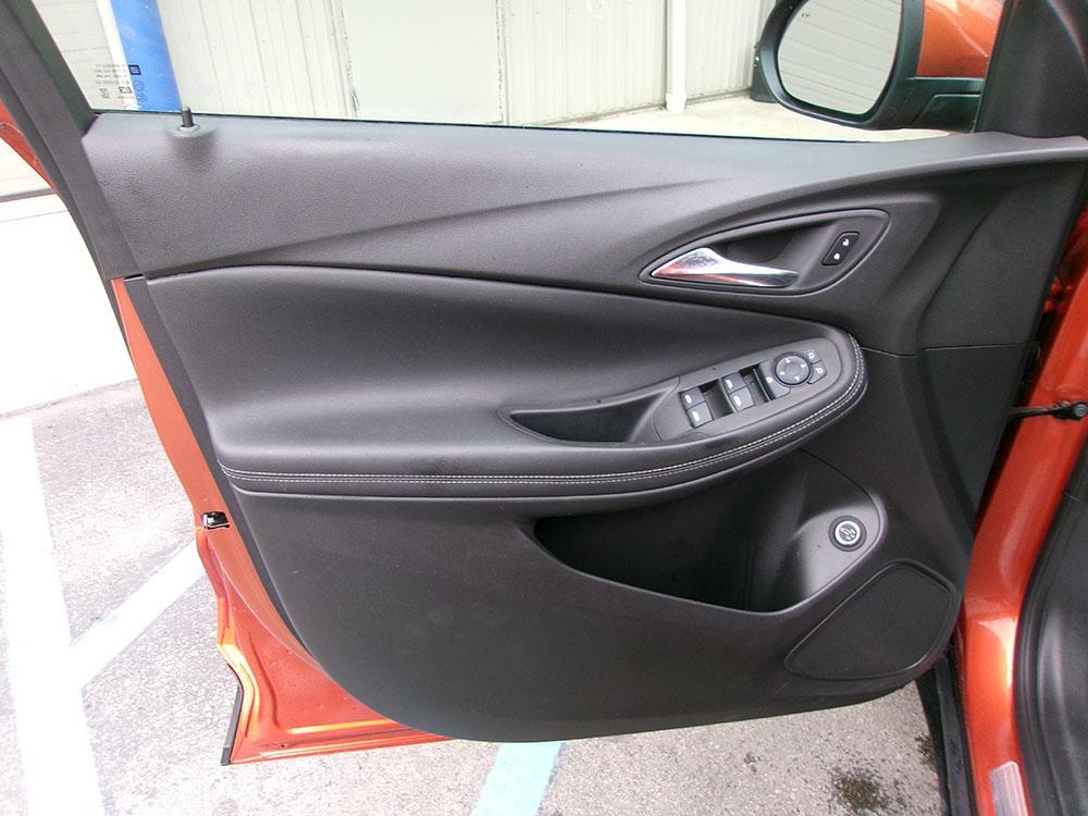 used 2023 Buick Encore GX car, priced at $10,900