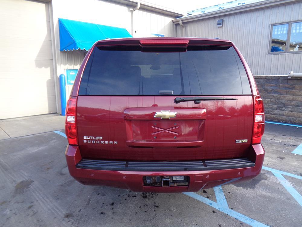 used 2008 Chevrolet Suburban car, priced at $7,100