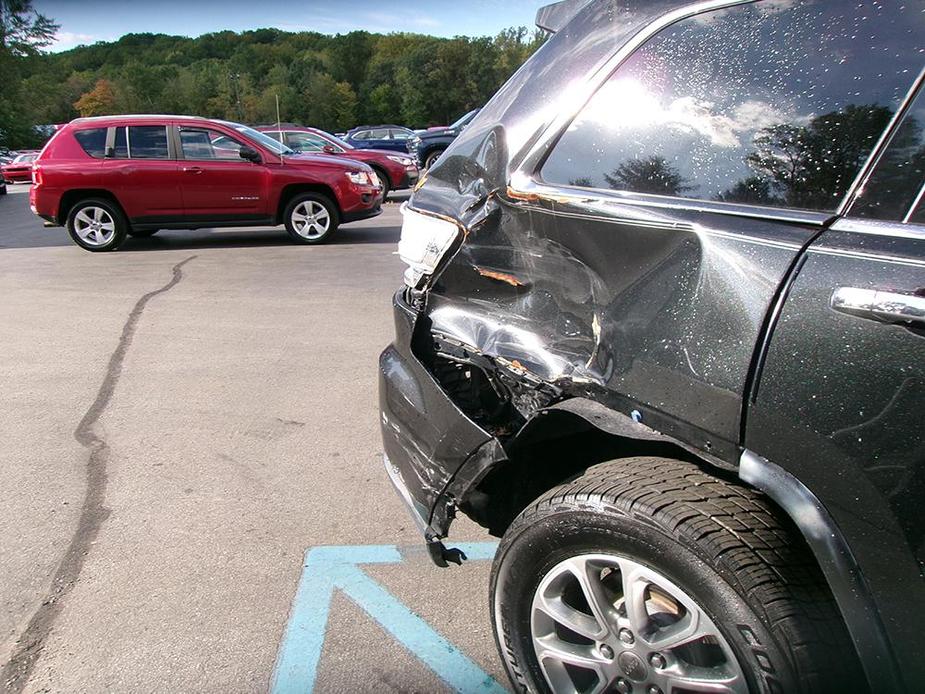 used 2015 Jeep Grand Cherokee car, priced at $12,500