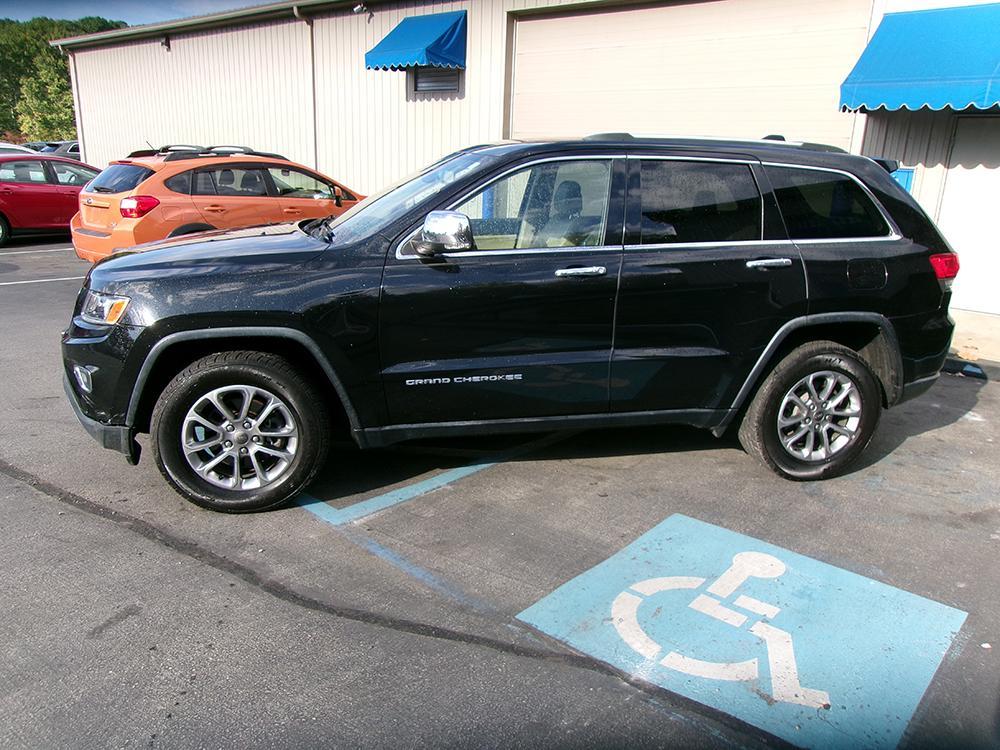 used 2015 Jeep Grand Cherokee car, priced at $12,500