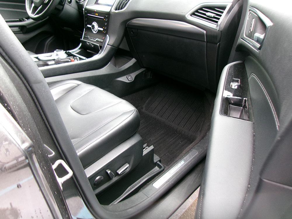 used 2019 Ford Edge car, priced at $11,000
