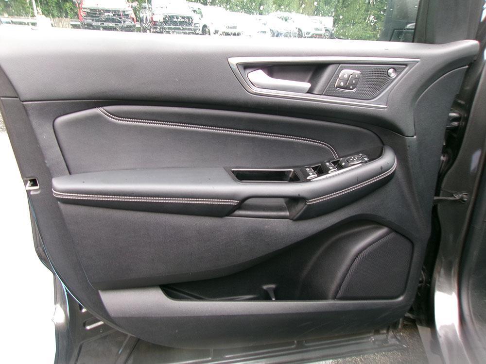 used 2019 Ford Edge car, priced at $11,000