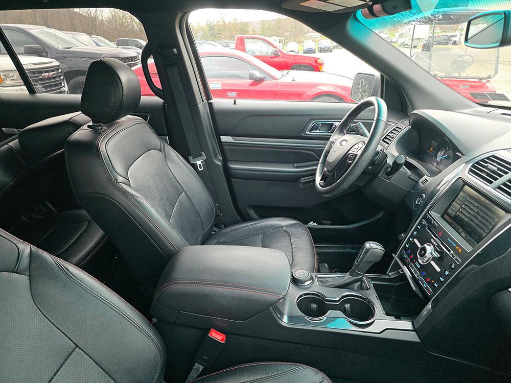 used 2016 Ford Explorer car