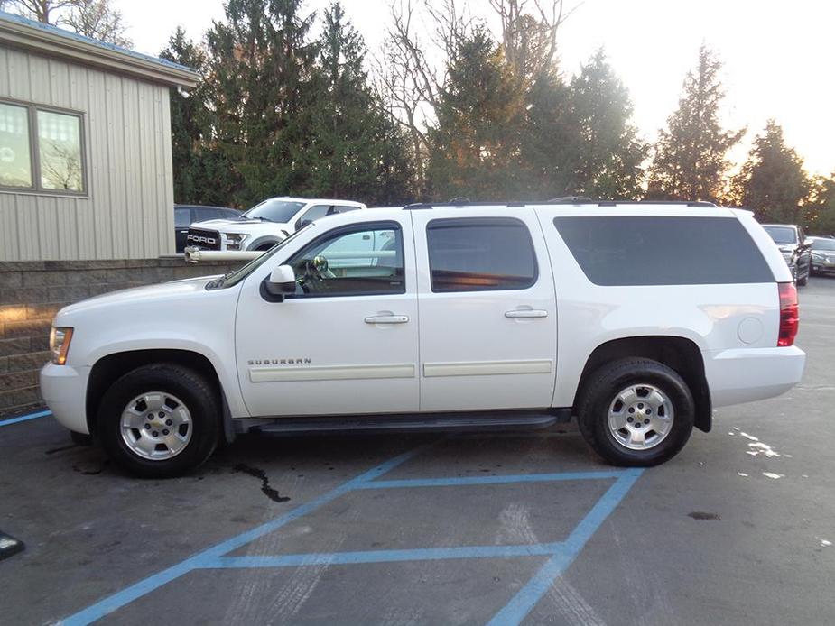 used 2013 Chevrolet Suburban car, priced at $13,900