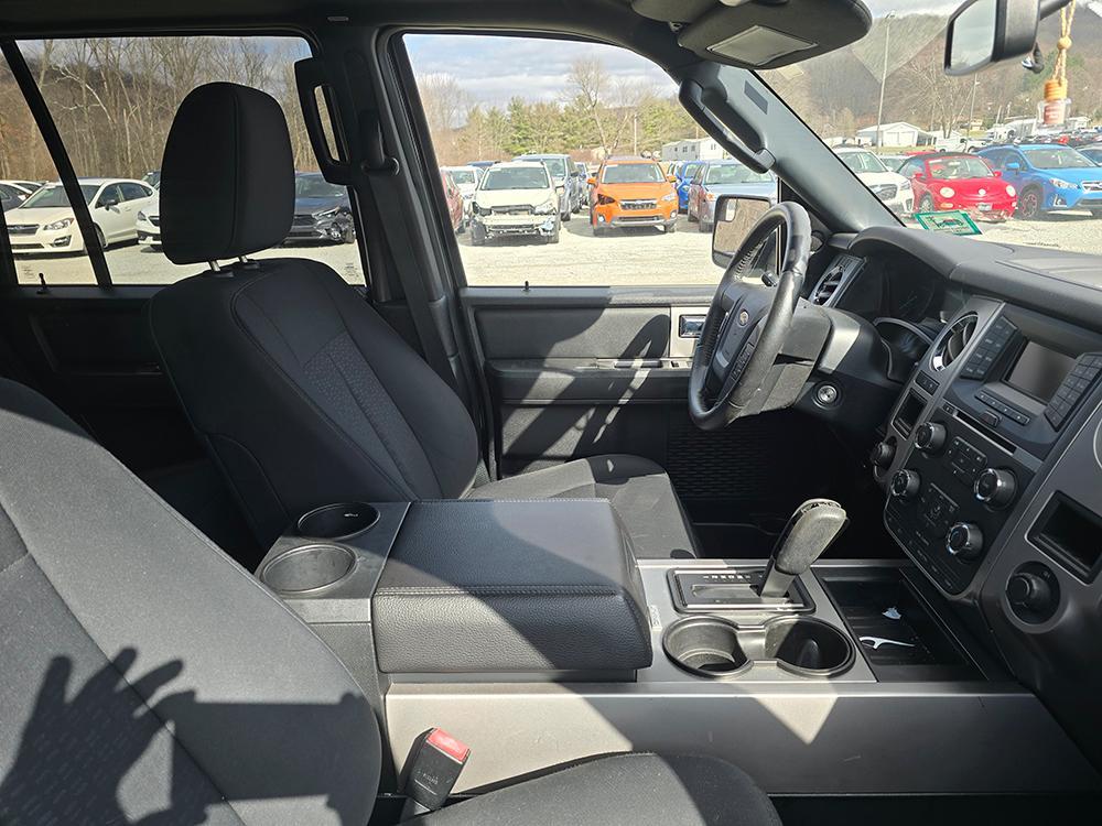 used 2017 Ford Expedition car, priced at $13,900