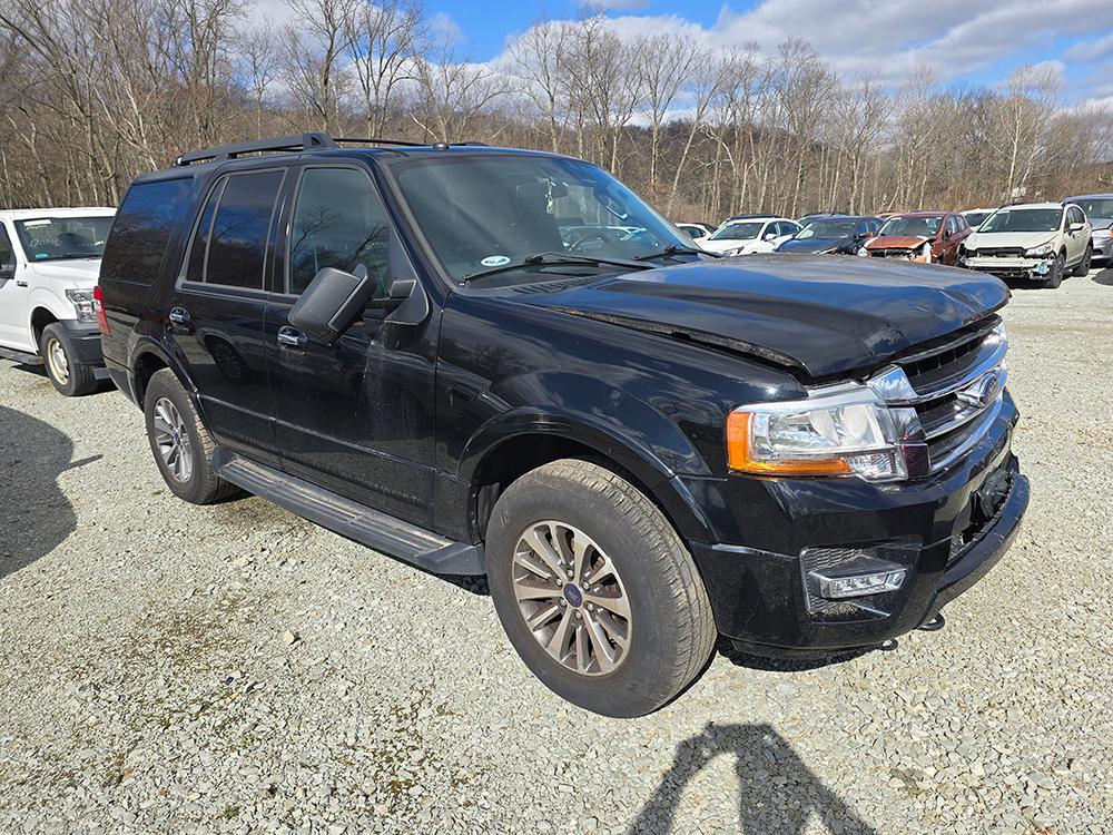 used 2017 Ford Expedition car, priced at $13,900