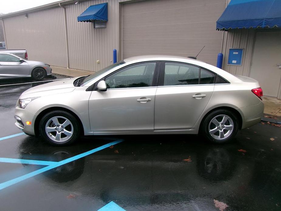 used 2016 Chevrolet Cruze Limited car, priced at $10,900