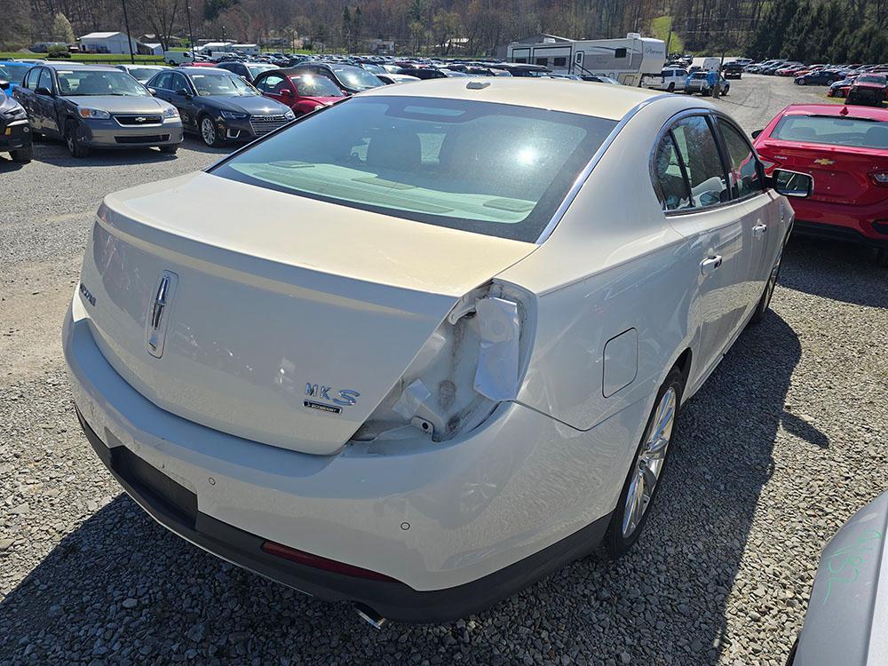 used 2013 Lincoln MKS car