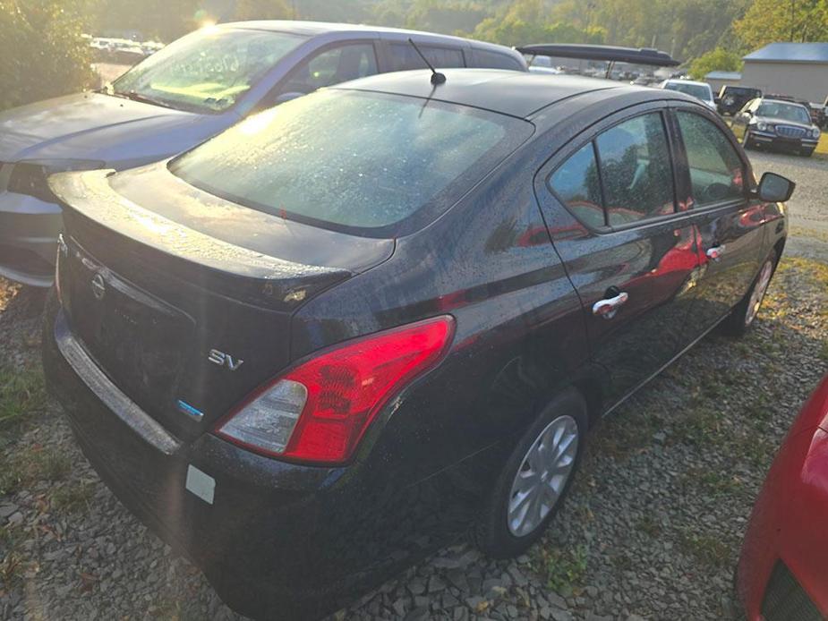 used 2016 Nissan Versa car