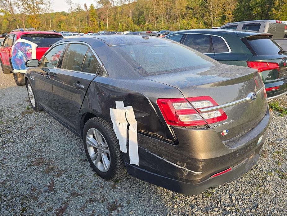 used 2015 Ford Taurus car