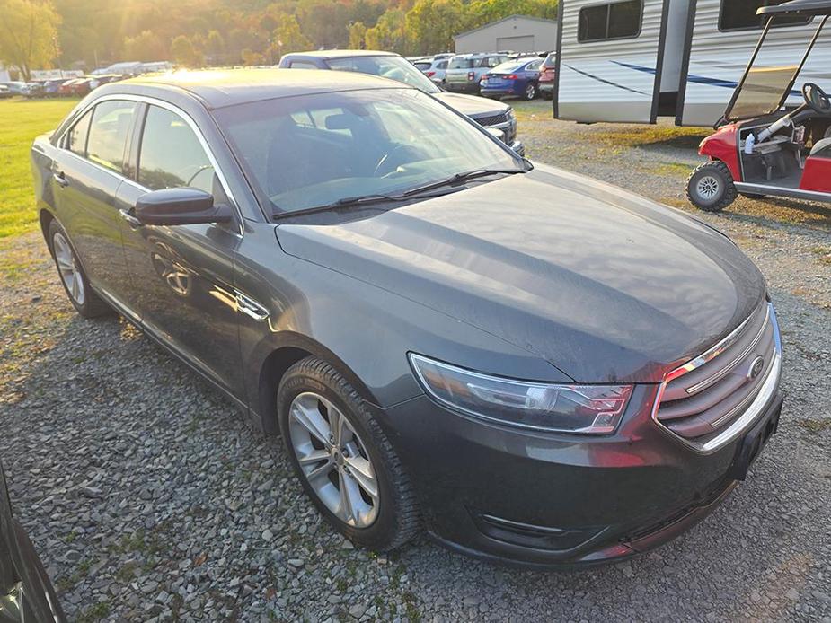 used 2015 Ford Taurus car