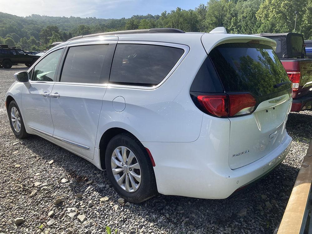 used 2017 Chrysler Pacifica car, priced at $9,500