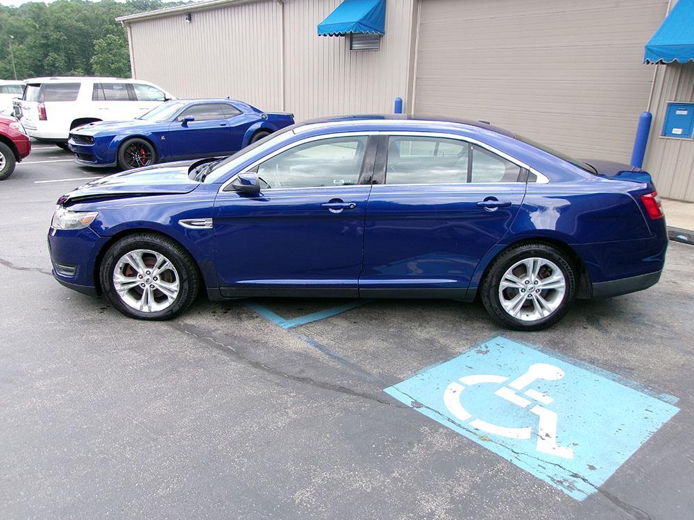 used 2014 Ford Taurus car, priced at $5,600