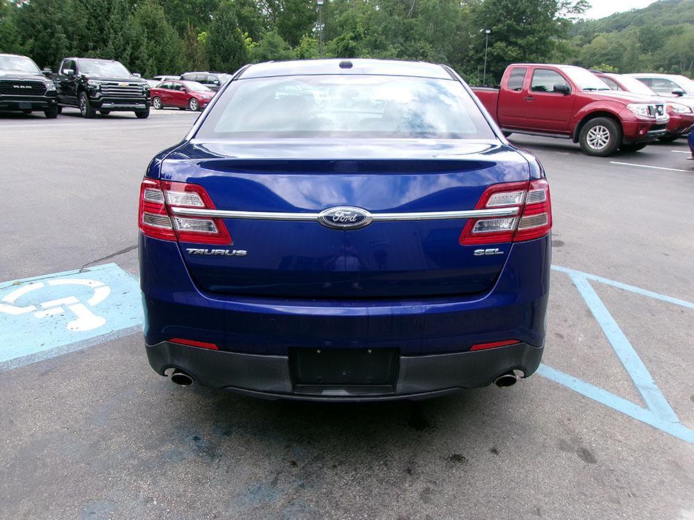 used 2014 Ford Taurus car, priced at $5,600