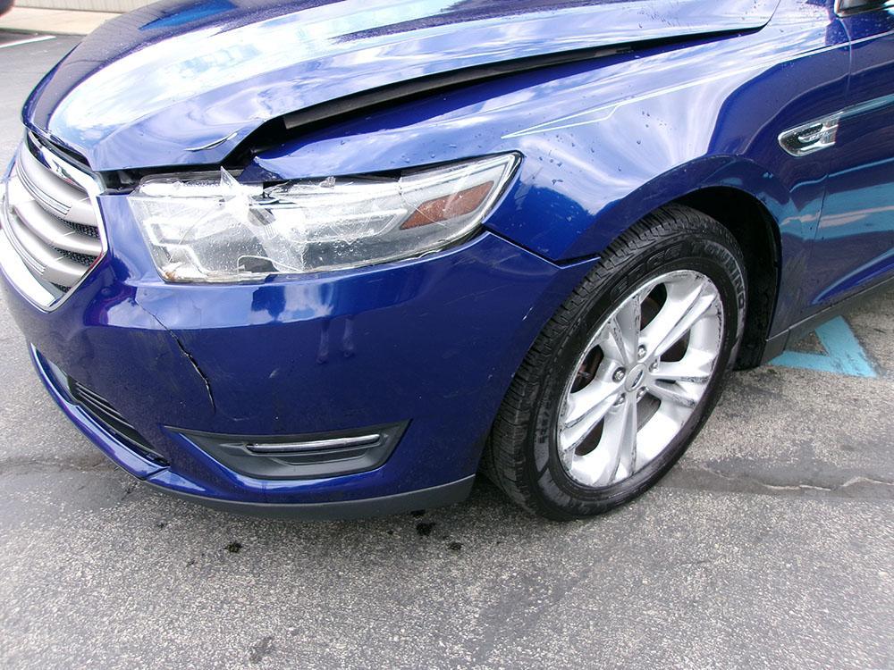 used 2014 Ford Taurus car, priced at $5,600