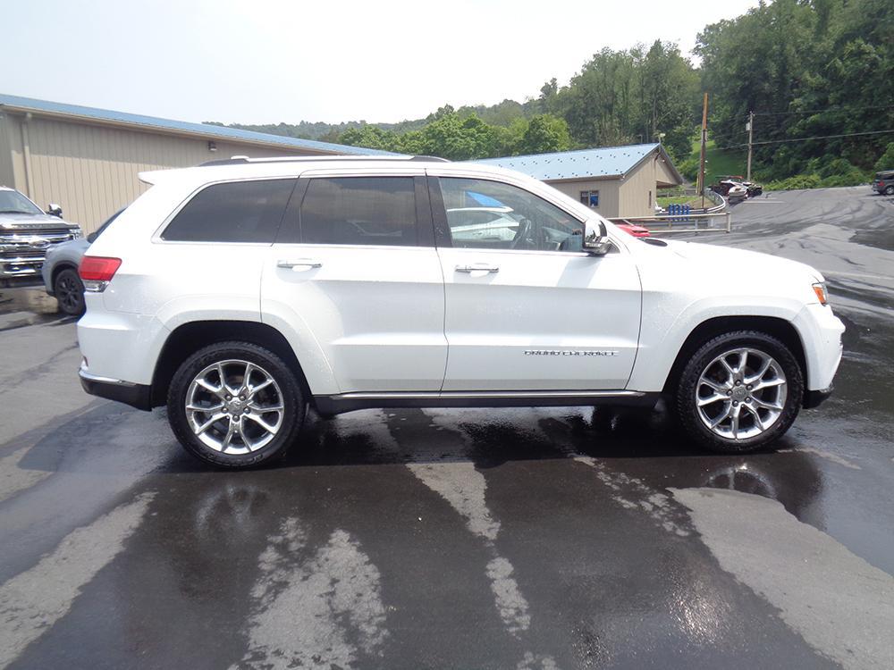 used 2014 Jeep Grand Cherokee car, priced at $15,900