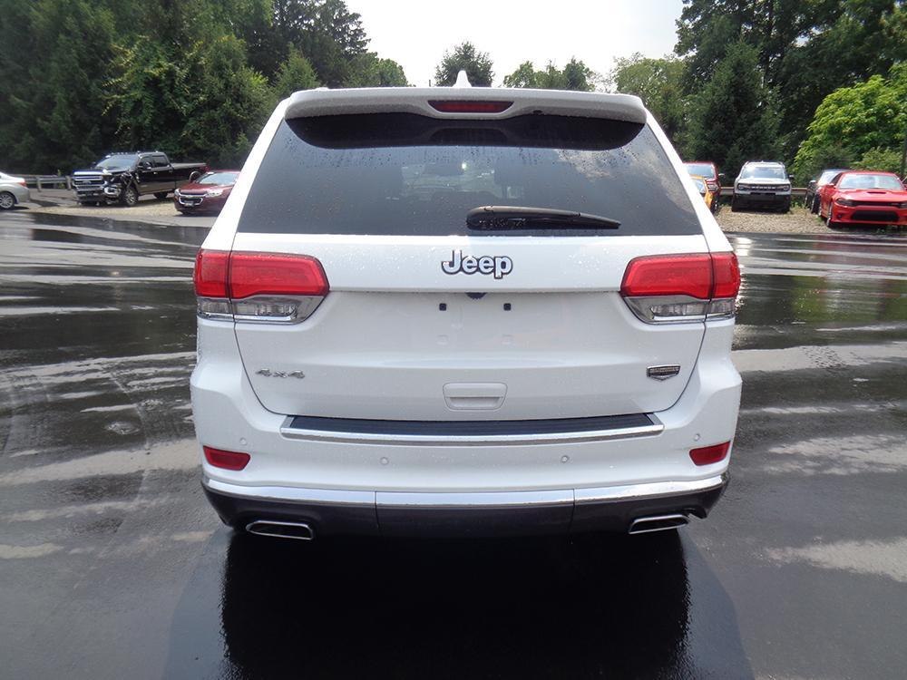 used 2014 Jeep Grand Cherokee car, priced at $15,900