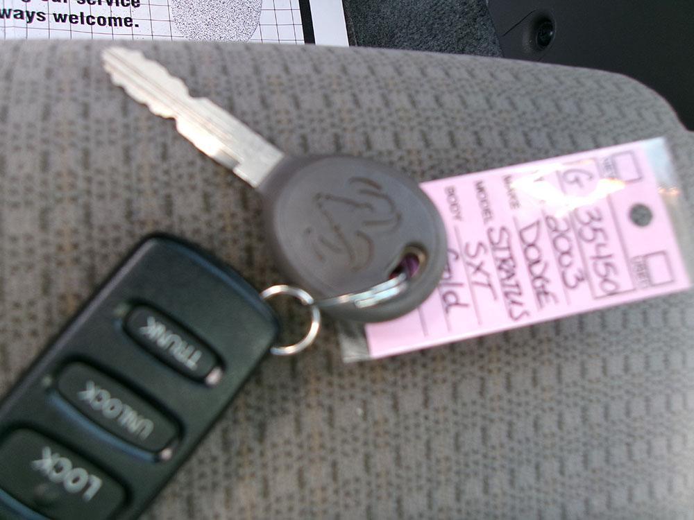 used 2003 Dodge Stratus car