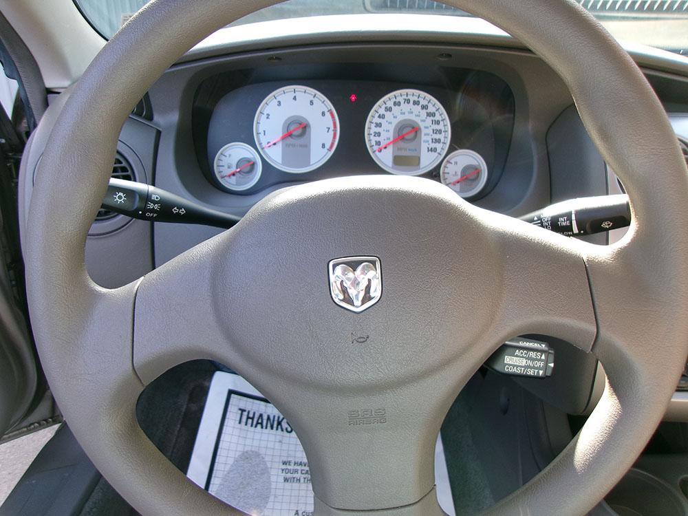 used 2003 Dodge Stratus car