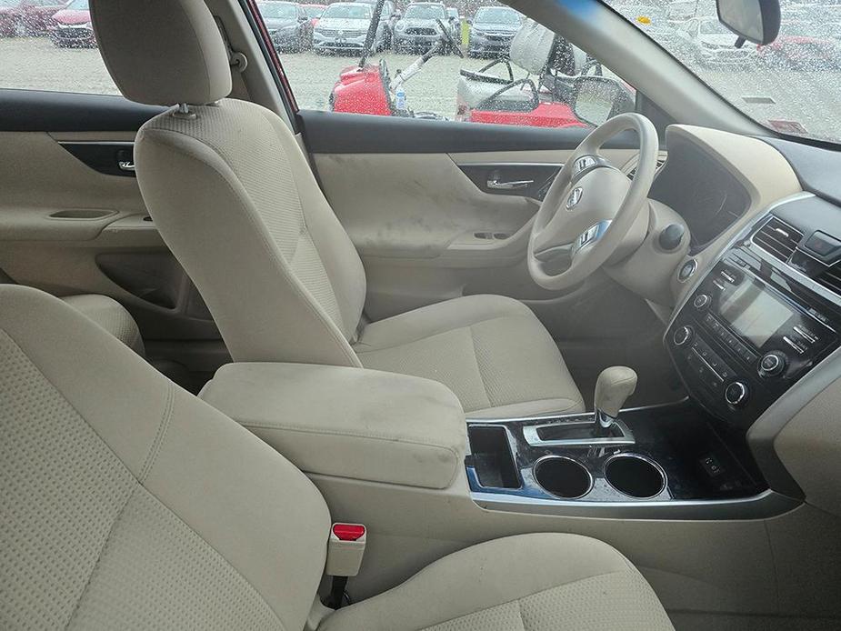 used 2014 Nissan Altima car