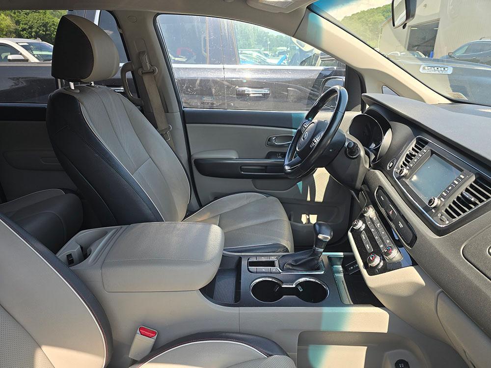 used 2019 Kia Sedona car