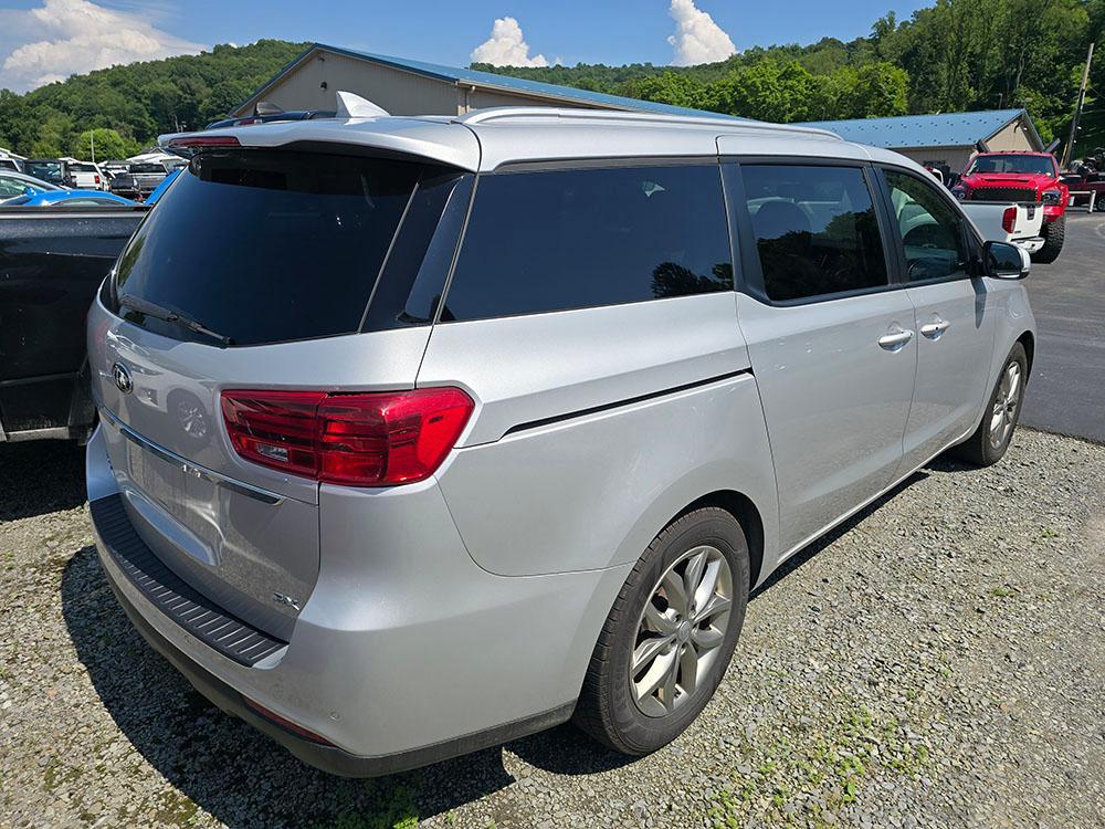 used 2019 Kia Sedona car