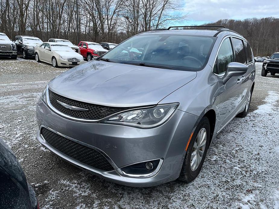 used 2017 Chrysler Pacifica car, priced at $9,500