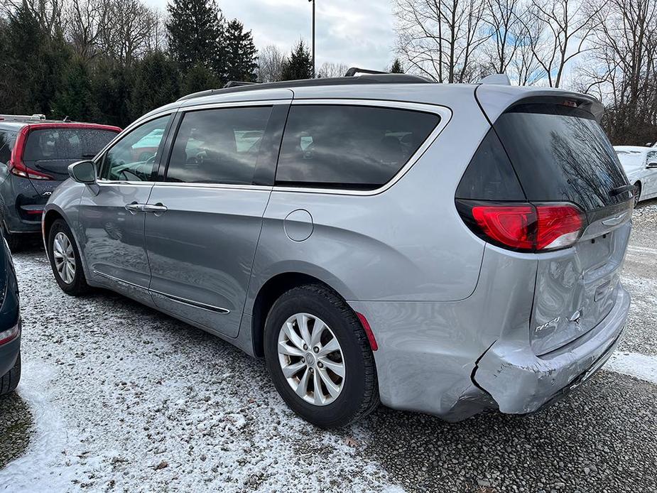 used 2017 Chrysler Pacifica car, priced at $9,500