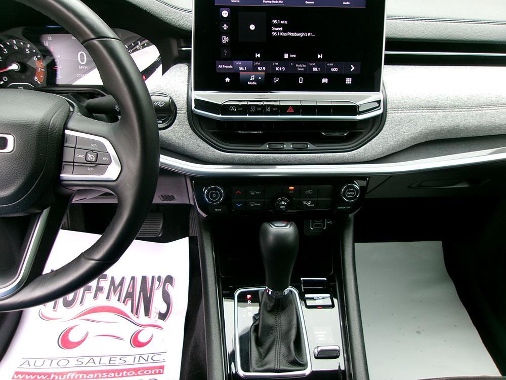 used 2022 Jeep Compass car, priced at $16,700