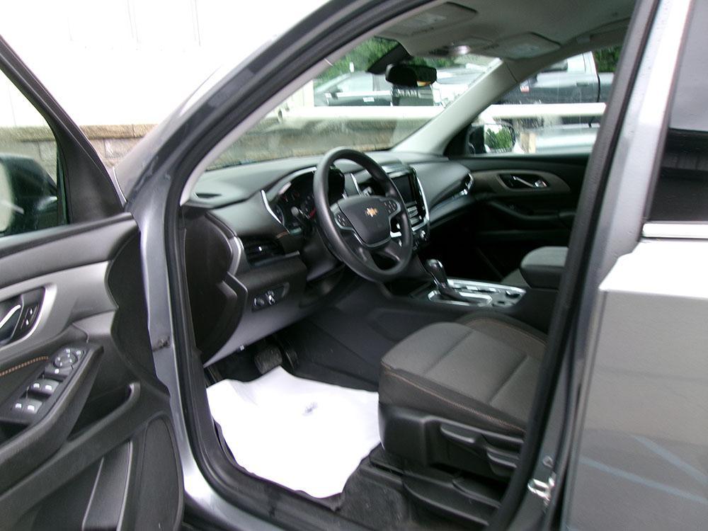 used 2020 Chevrolet Traverse car, priced at $12,500