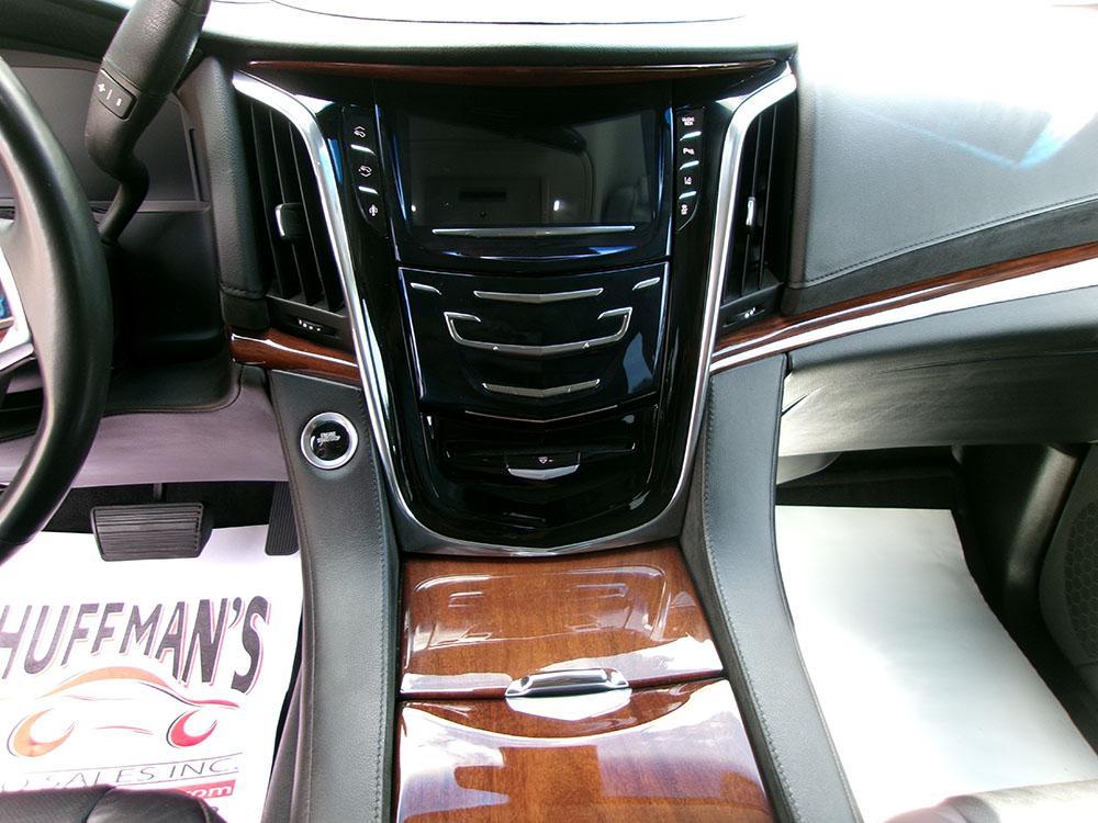 used 2015 Cadillac Escalade car, priced at $22,900