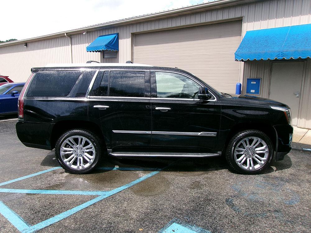 used 2015 Cadillac Escalade car, priced at $22,900