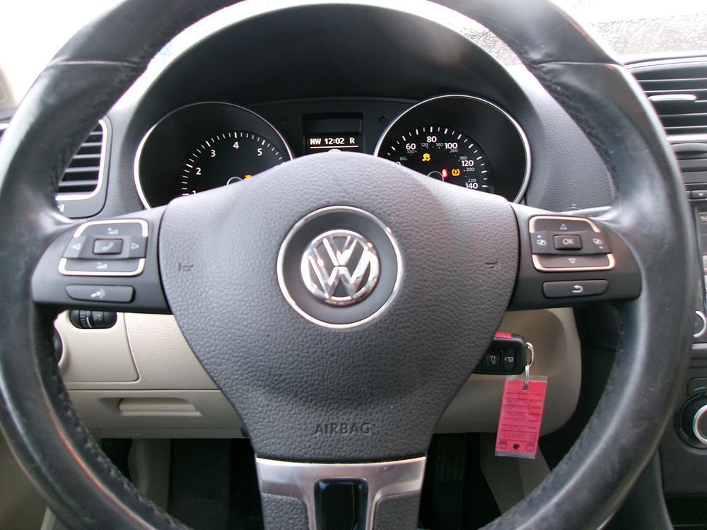 used 2014 Volkswagen Jetta SportWagen car, priced at $6,000