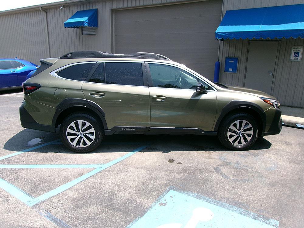 used 2024 Subaru Outback car, priced at $27,000