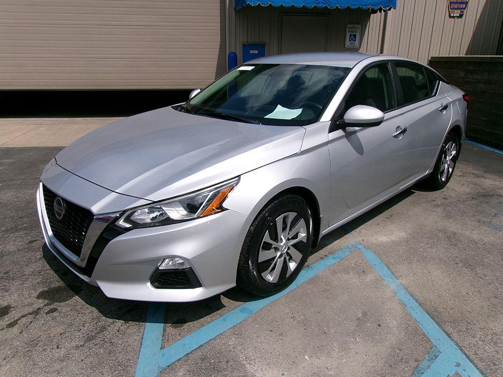 used 2020 Nissan Altima car, priced at $10,400