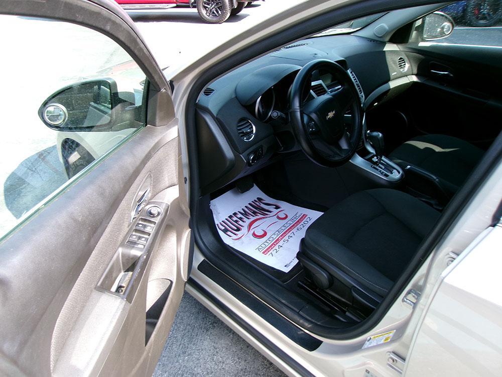 used 2011 Chevrolet Cruze car, priced at $7,700