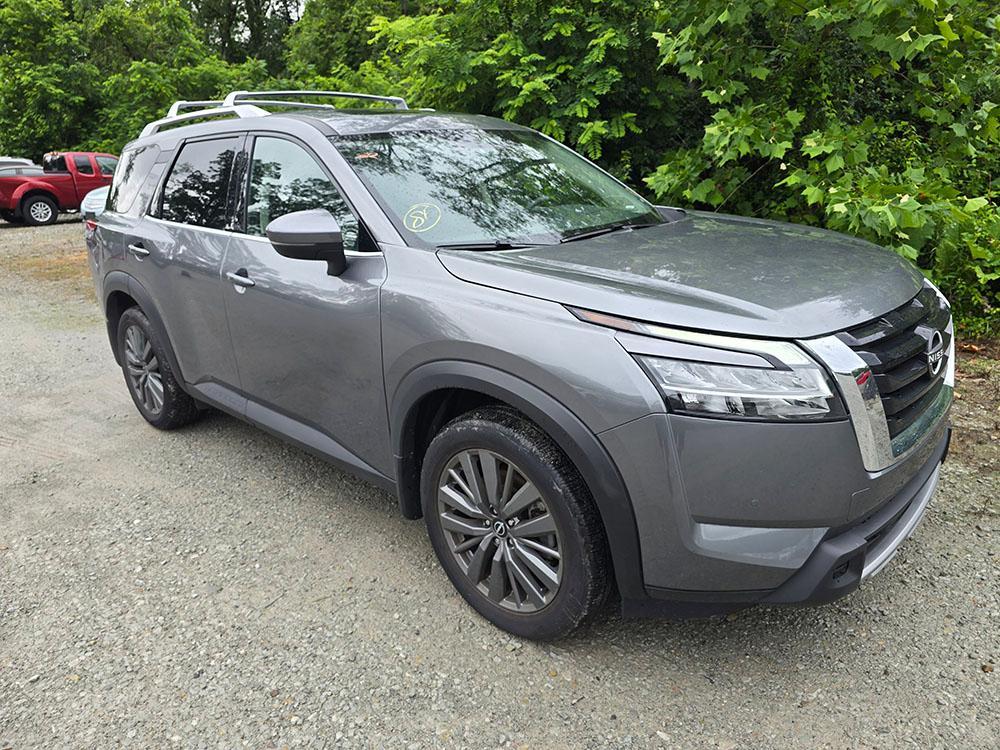 used 2024 Nissan Pathfinder car