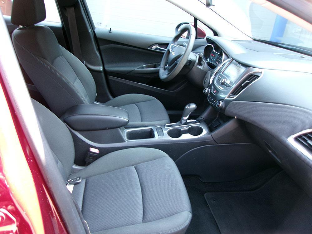 used 2016 Chevrolet Cruze car, priced at $5,400