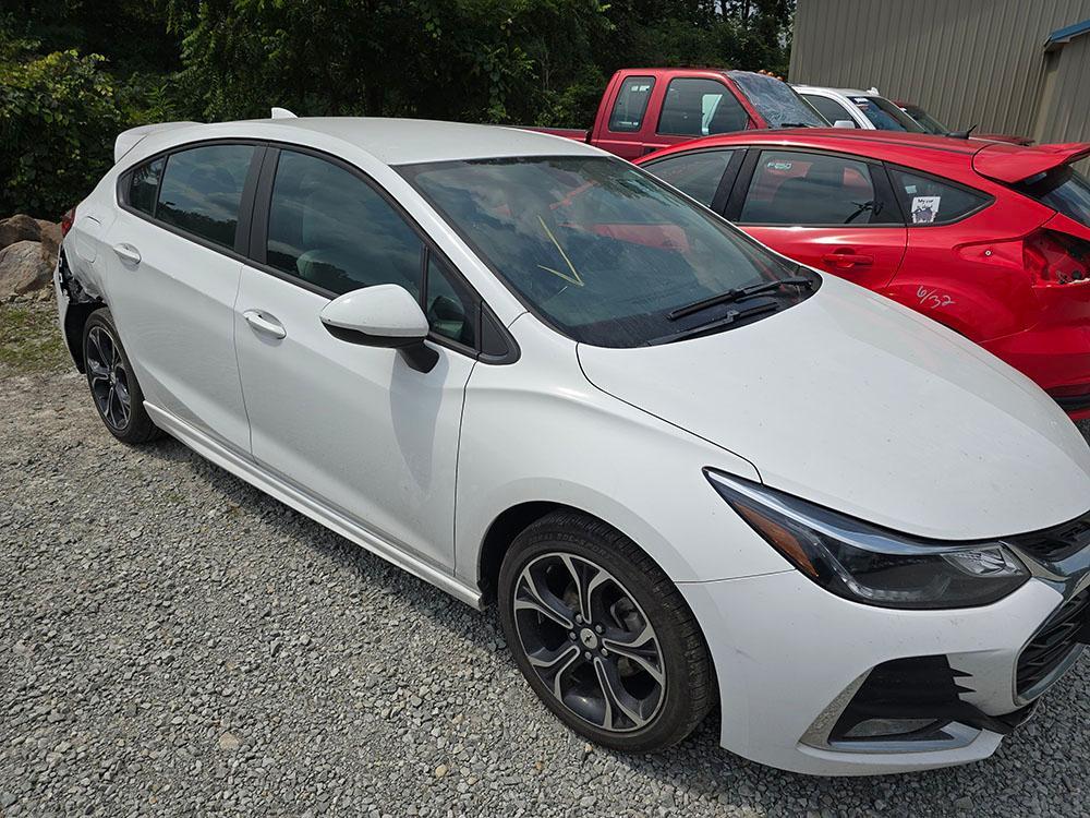 used 2019 Chevrolet Cruze car, priced at $8,900