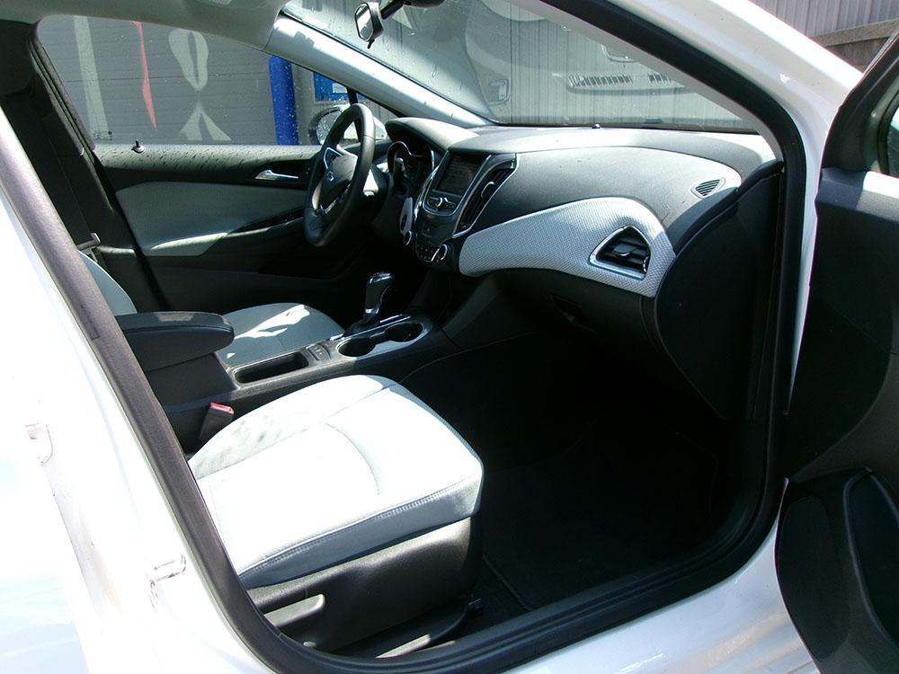 used 2019 Chevrolet Cruze car, priced at $8,900