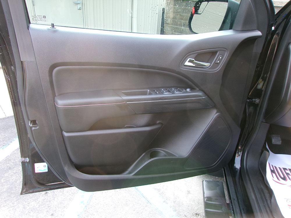 used 2020 GMC Canyon car, priced at $25,900