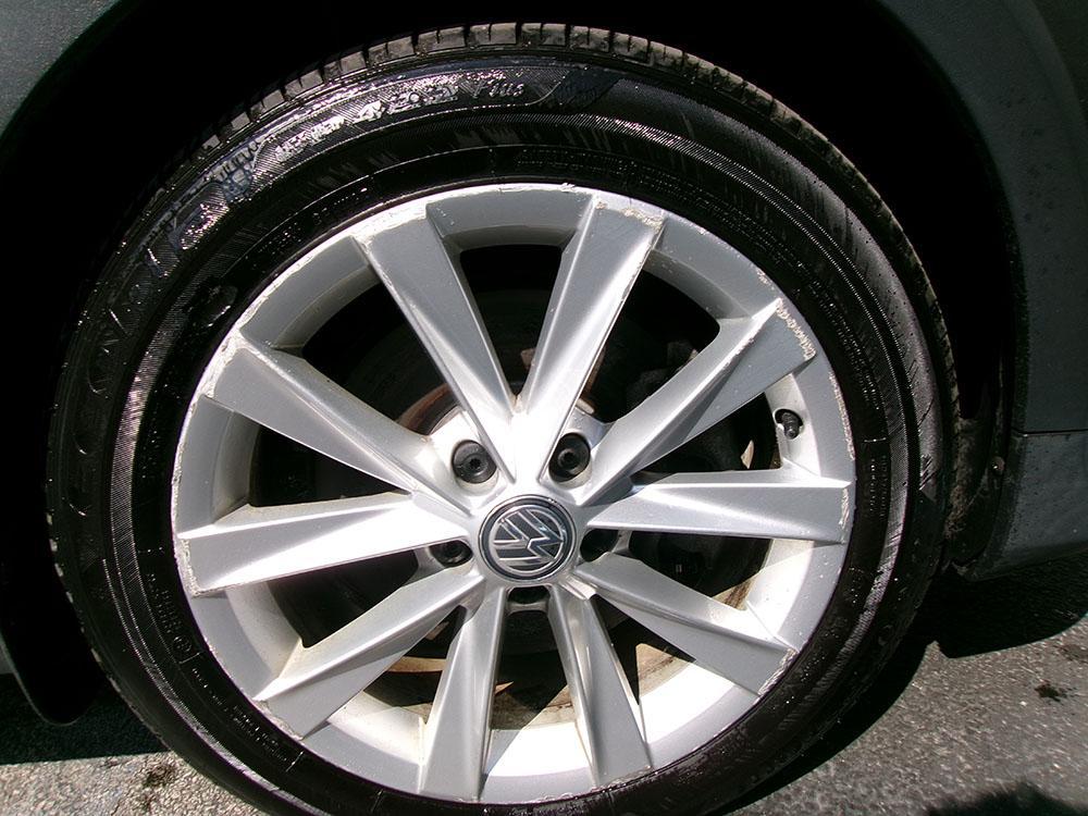 used 2017 Volkswagen Golf Alltrack car, priced at $9,900