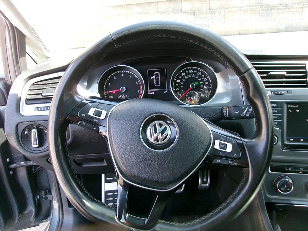 used 2017 Volkswagen Golf Alltrack car, priced at $9,900