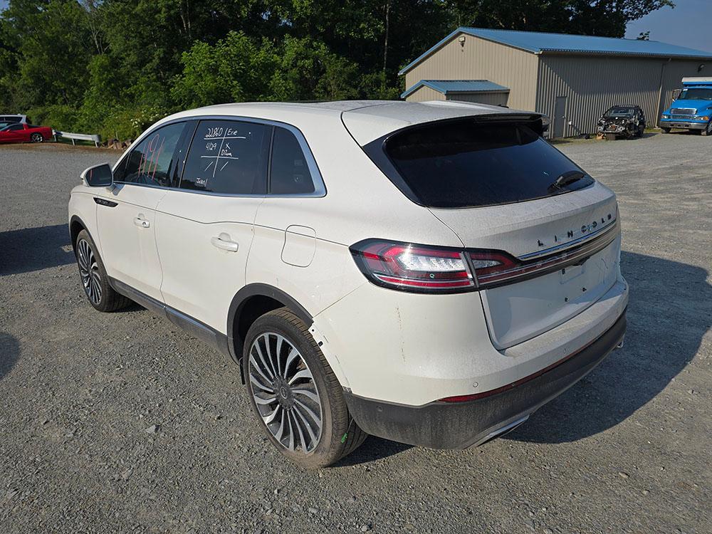 used 2023 Lincoln Nautilus car