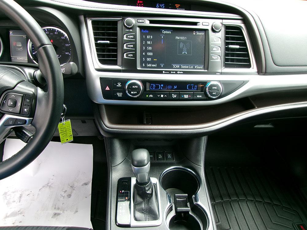 used 2019 Toyota Highlander car, priced at $21,000