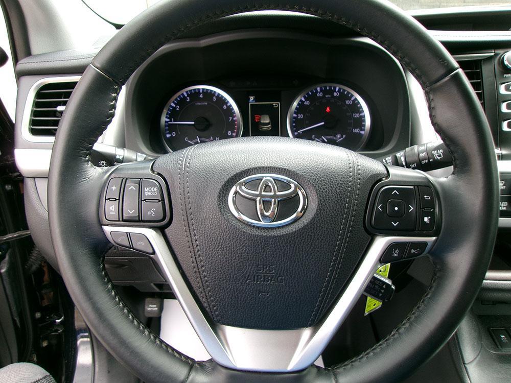 used 2019 Toyota Highlander car, priced at $21,000