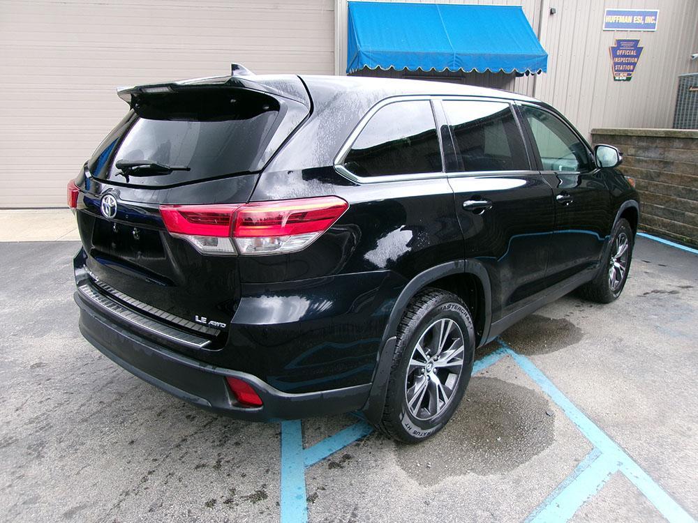 used 2019 Toyota Highlander car, priced at $21,000