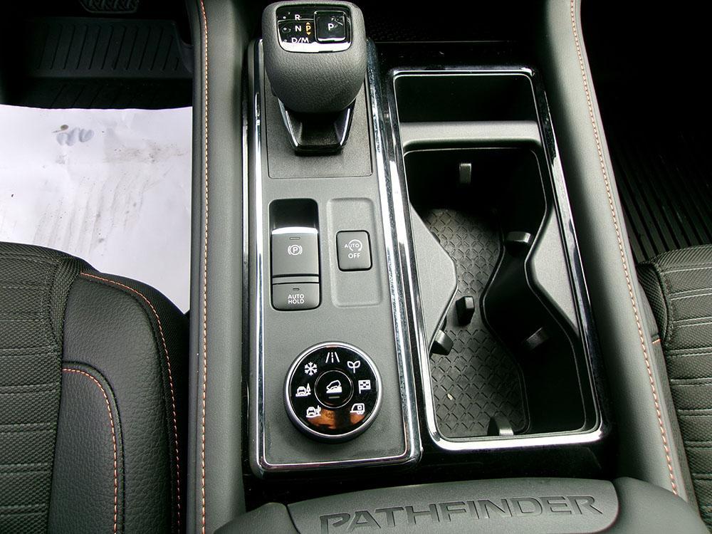 used 2024 Nissan Pathfinder car