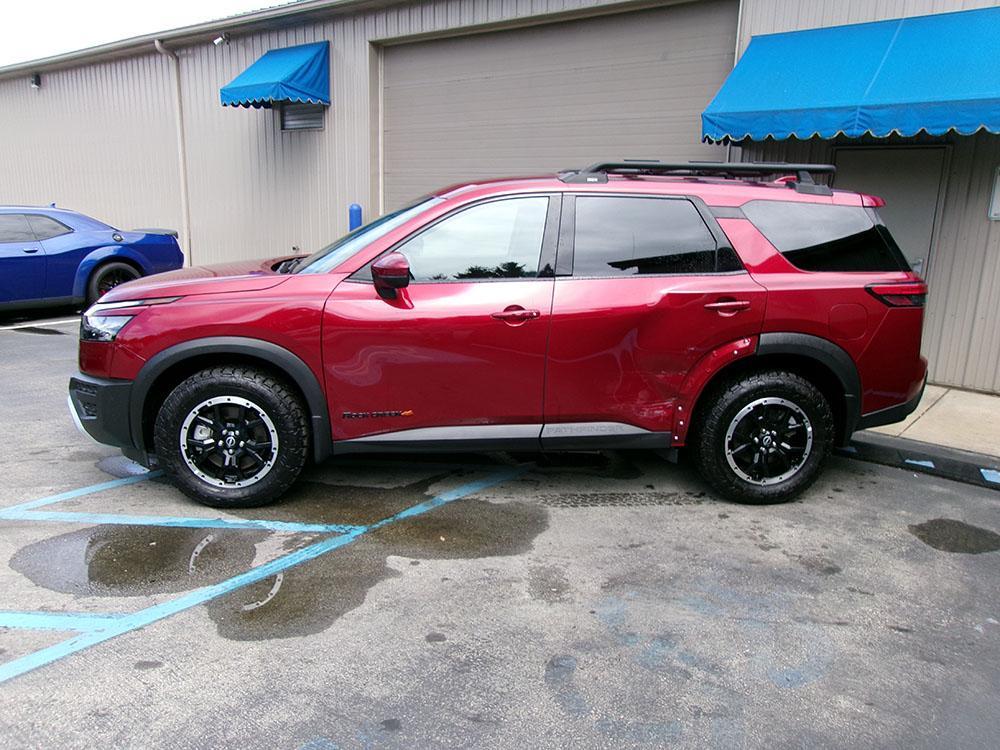 used 2024 Nissan Pathfinder car