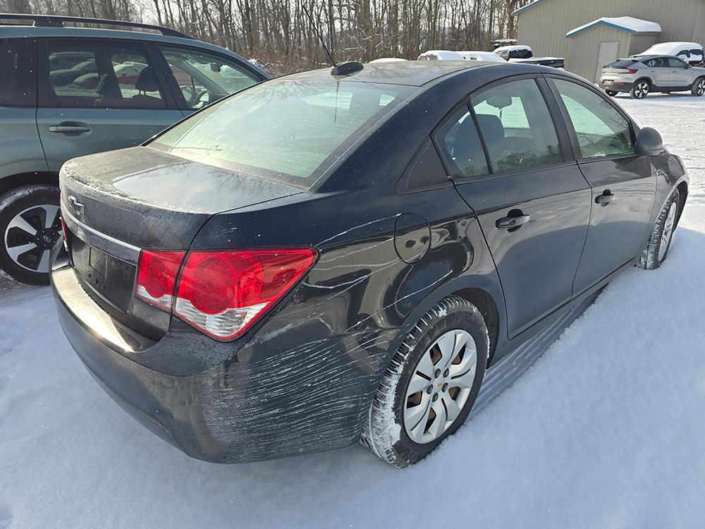 used 2016 Chevrolet Cruze Limited car, priced at $5,500